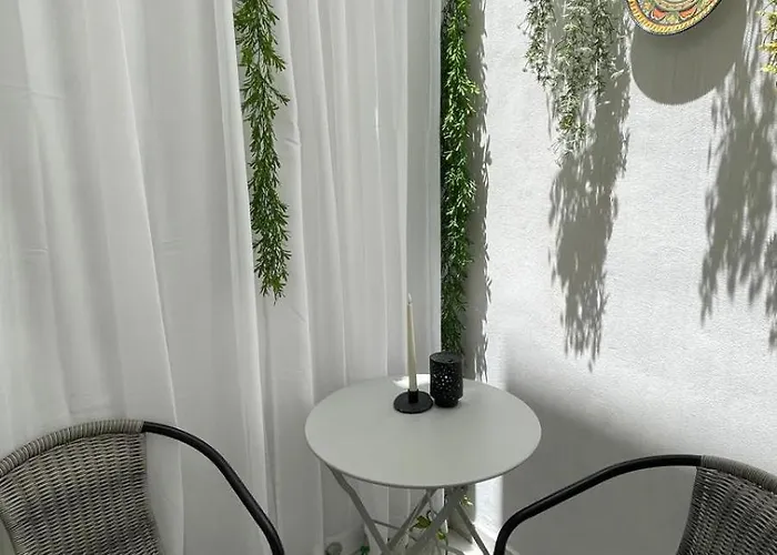 Casa De Cactus アパート エステポナ